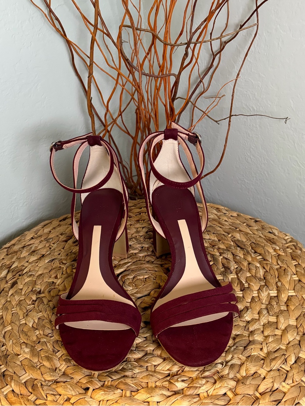H&M ANKLE STRAP BLOCK HEEL SANDAL